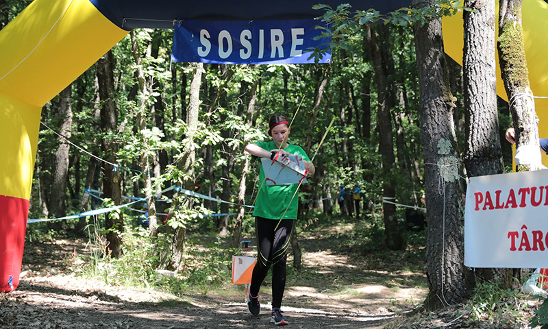 Hungarian Lilien Lea Juhász (HA2LY) is approaching the finish line at the World Amateur Radio Direction Finding Youth Championship in Târgu Jiu (Zsilvásárhely)